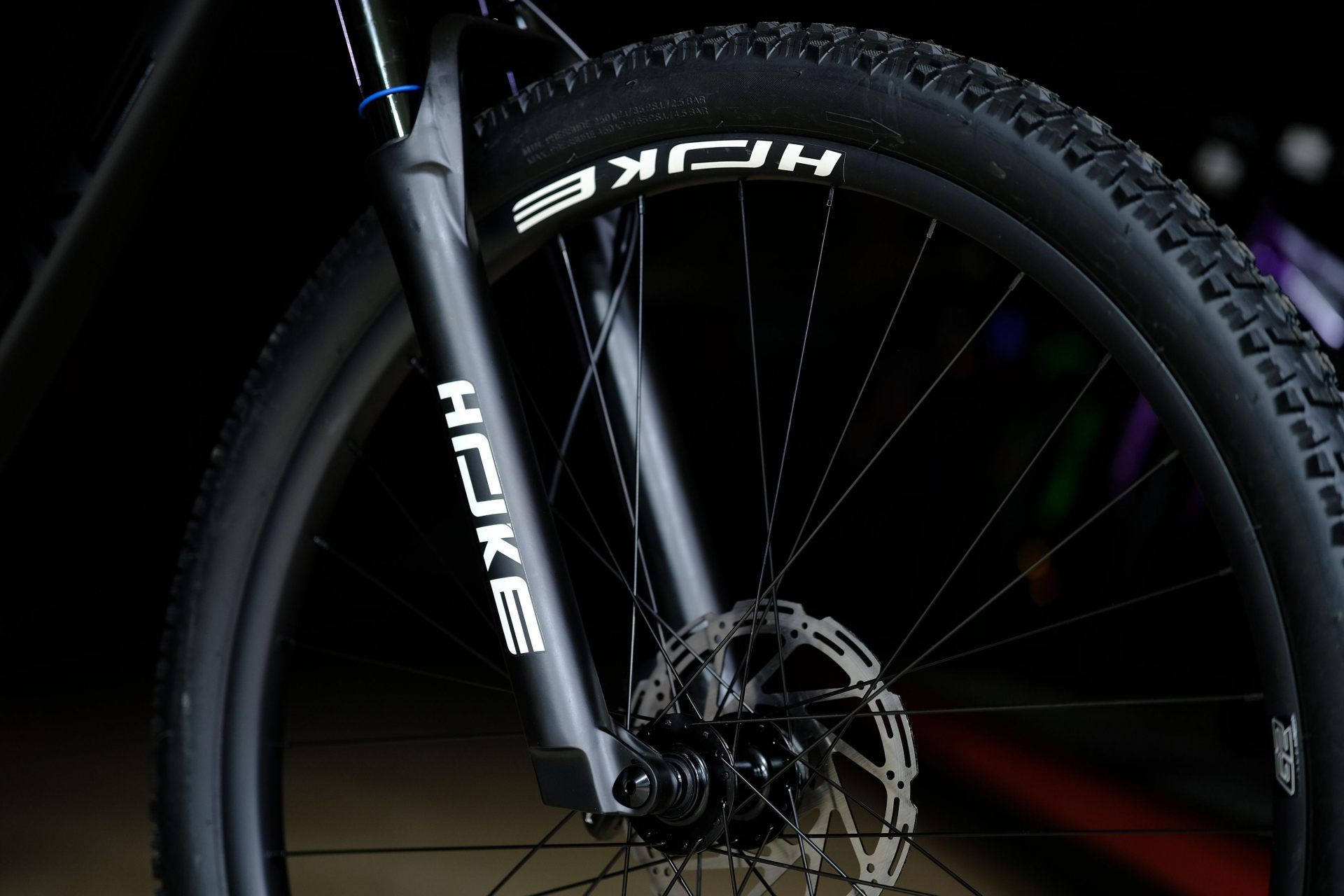 Обод 29 двойной усиленный ширина 36 mm, втулки алюминиевые на промах и осях HOKE 11 Way 29 HD матовый чёрный-серый 21